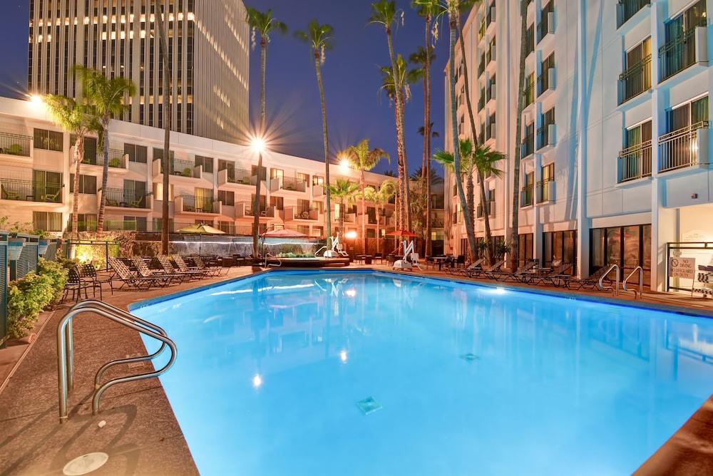 Hilton Garden Inn Phoenix Midtown Екстер'єр фото